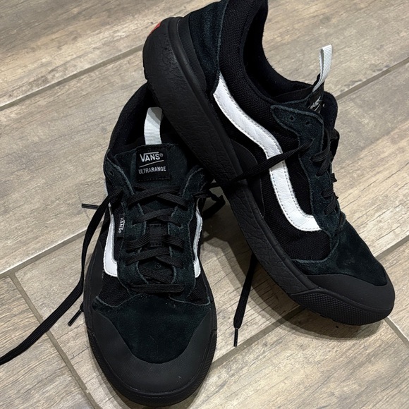 Vans Other - Vans Men's UltraRange Black and White Sneakers